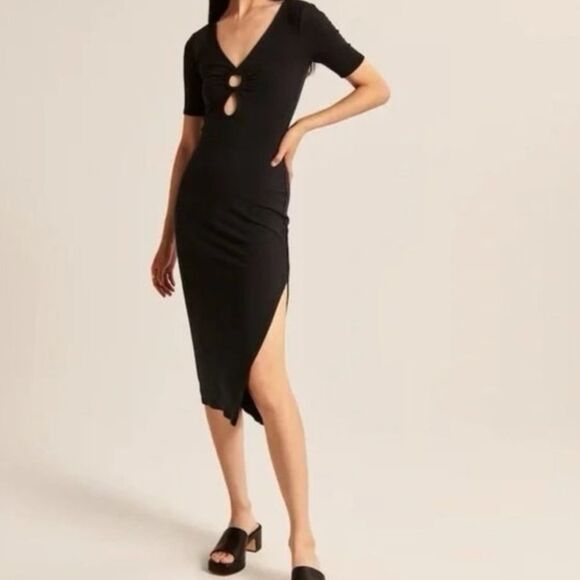 Abercrombie & Fitch Dresses & Skirts - Abercrombie & Fitch- Black Ribbed Midi Dress Side Slit Keyhole Chest Detail- M